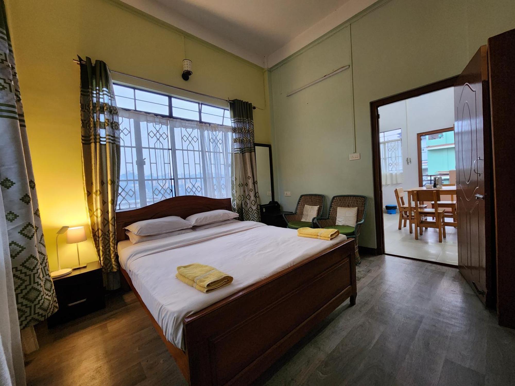 Cafe Sola Bnb Shillong Dış mekan fotoğraf